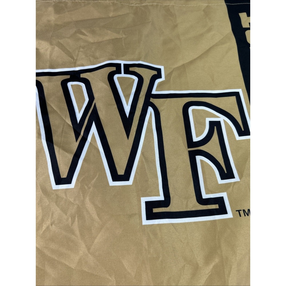 Wake Forest Pillow Case Black‎ & Gold - Picture 2 of 7